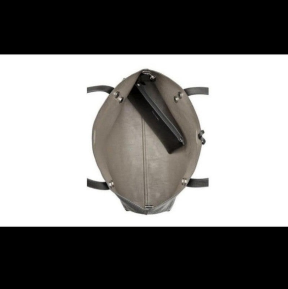 Calvin Klein Reversible Tote Black/Taupe - Picture 3 of 7
